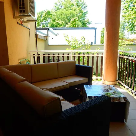 Luna Vendeghaz Apartment Siofok